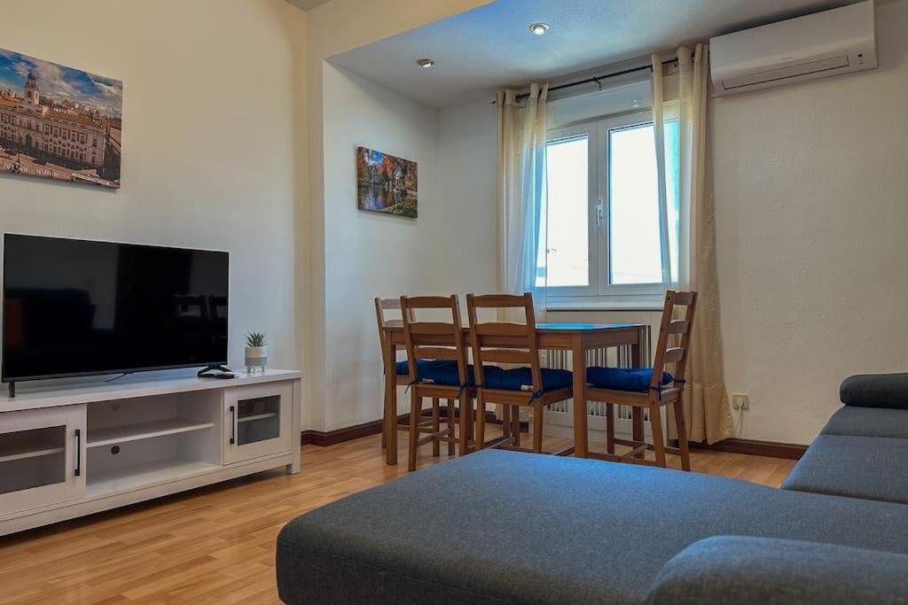 Luminoso Apartamento Turistico En Chamartin Madrid Exteriör bild
